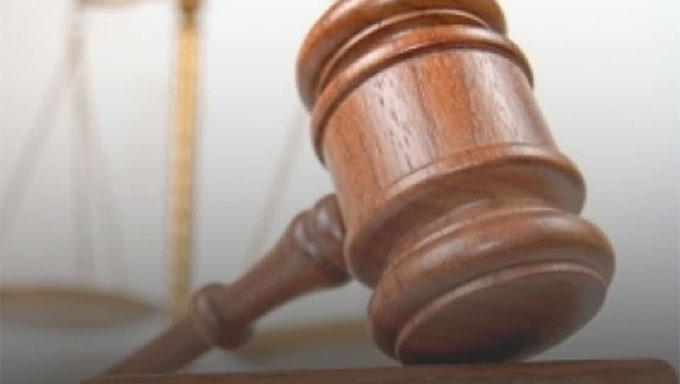   No mês passado, o Município já sofrera bloqueio de R$ 496 mil. Sem esses recursos e a continuar com novos bloqueios, o atual prefeito Artur Vale, teve que a manutenção da Prefeitura de Governador Dix-Sept Rosado se torne inviável.