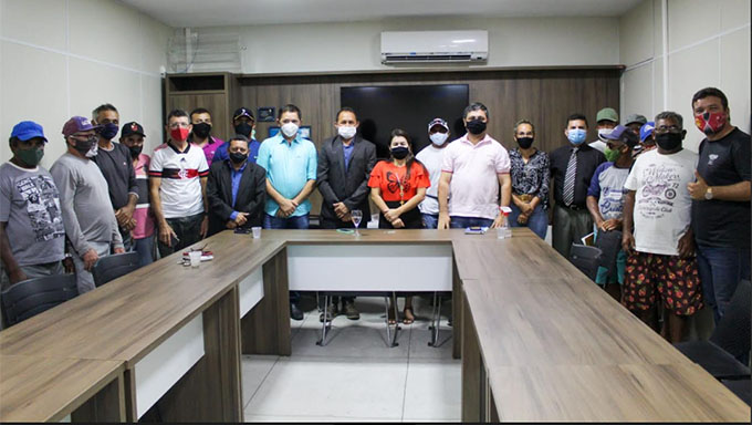   O objetivo principal foi debater e viabilizar a construção de um ponto de apoio localizado na praia, que será destinado ao uso exclusivo dos pescadores e servirá de suporte para guardar os objetos necessários ao desempenho de suas atividades, como as redes de pesca, velas, pequenas embarcações, entre outros.
