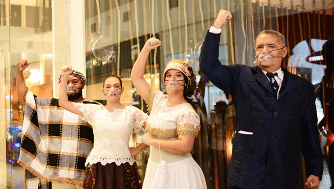   A partir das 18h, no Partage Shopping, a Cia Bela Trupe de Teatro fará a última apresentação da esquete “Marca de Mossoroense”. Já às 19h, a Fanfarra Independente de Mossoró (FIM) se apresenta na Estação das Artes Elizeu Ventania. A programação cultural continua na Praça Cícero Dias, localizada em frente do Teatro Municipal. A cantora Katharina Gurgel se apresenta com o show em homenagem à vida e carreira de Gal Costa. A apresentação começa a partir das 20h e também é aberta ao público.