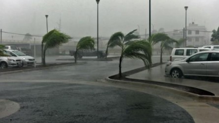   Tempestade chega ao México com menos intensidade que o esperado