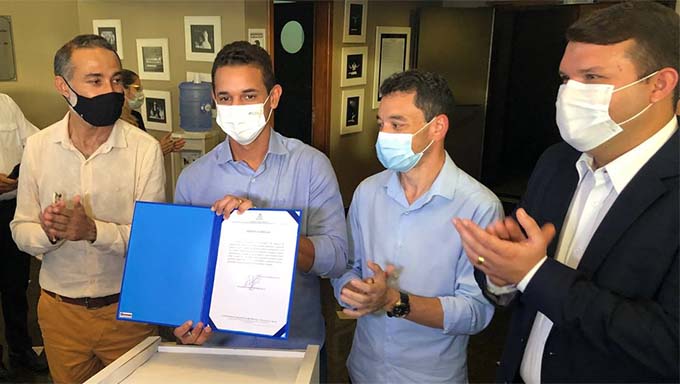   Museu falta instalar a pinacoteca. Restauração da Cobal e Estação das Artes está em fase de projeto. Reforça da Praça de Convivência e do Memorial da Resistência já estão em andamento. Agora será a vez de recuperar a estrutura do Teatro Municipal, num investimento superior a R$ 2 milhões nas áreas internas e externas