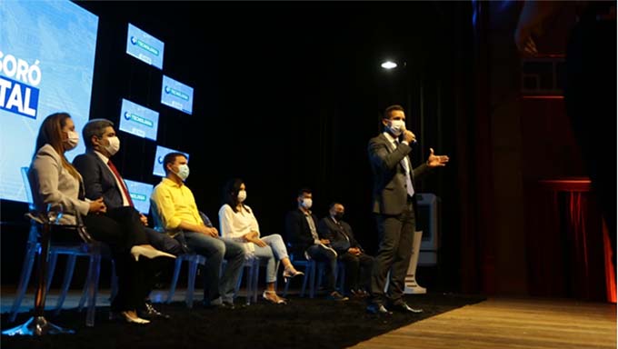   Através deste programa, a Prefeitura Municipal vai informatizar com sistemas modernos todas as secretárias da gestão municipal, agilizando os processos em benefício do Mossoroense. O custo para sistematizar a gestão municipal é de R$ 250 mil, metade do valor que será economizado em apenas um ano
