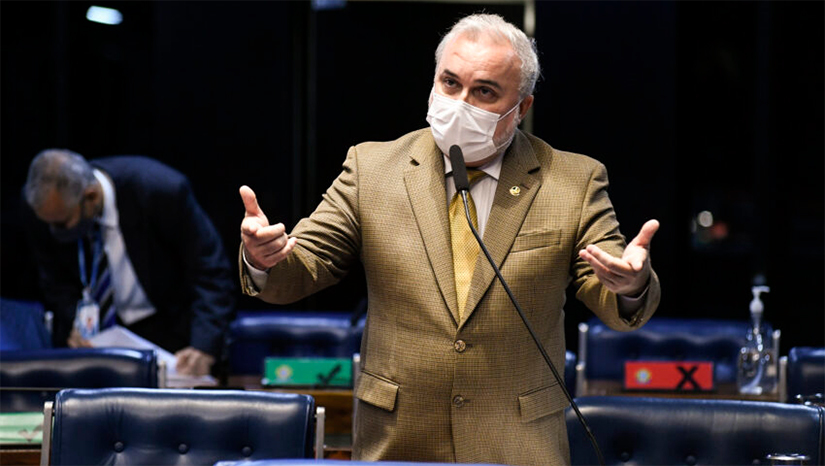 Imagem 1 -  De acordo com o Senador Jean Paul (PT), desde o momento em que o governo anunciou a intenção de se desfazer da empresa, ele tem denunciado os erros e mobilizado todos os instrumentos possíveis para impedir esse crime contra o Brasil. O governo do presidente Jair Bolsonaro (PL) quer vender abaixo do que vale a estatal, que produz 30% da energia consumida no Brasil. A privatização da Eletrobrás vai reajustar as contas de luz domesticas e encarecer a produção nacional, o resultado será mais inflação.