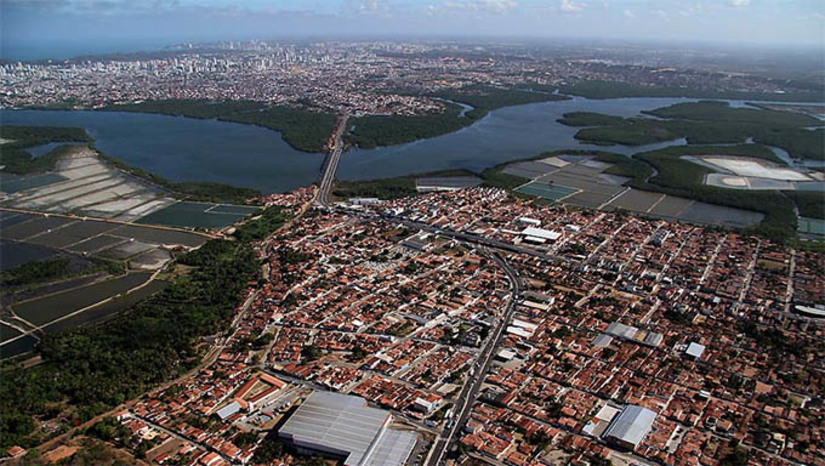 Imagem 1 -  Apesar da necessidade extrema de obras de drenagem e mobilidade urbana em Mossoró, o ministro do Desenvolvimento Regional, Rogério Marinho optou por destinar quase R$ 100 milhões para Natal e nada para Mossoró, fortalecendo o discurso de que os grandes investimentos destinados para o Rio Grande do Norte não passam da reta tabajara. Veja como os recursos federais serão aplicados na capital. 