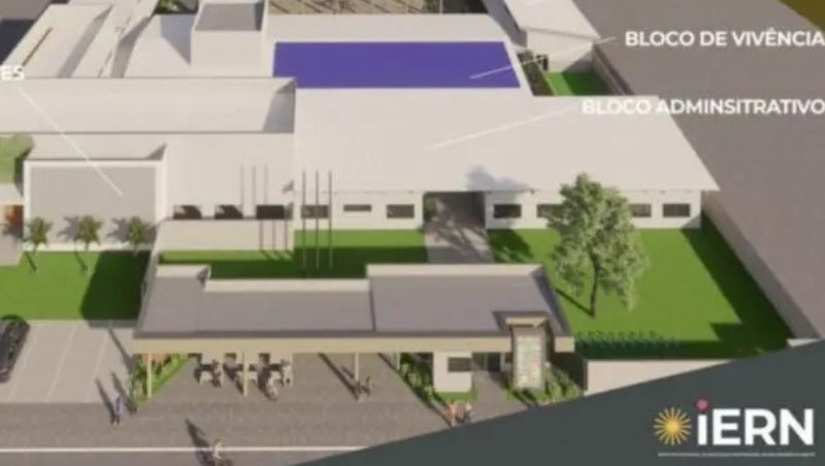Imagem 1 - Com orçamento estimado em R$ 10 milhões, Governo lança edital para construção do IERN de Touros. A unidade atenderá mais de 1.400 alunos e será construída em terreno doado pela prefeitura do município. O edital será publicado no Diário Oficial desta sexta (18). Os IERNs têm infraestrutura inspirada no modelo dos Institutos Federais, sendo construídos e mantidos pelo Governo do Estado, e integram o Programa Nova Escola Potiguar (PNEP). A iniciativa conta com a criação de 12 campi em todas as regiões do Estado, um dele será em Mossoró. Imagem 1 - Com orçamento estimado em R$ 10 milhões, Governo lança edital para construção do IERN de Touros. A unidade atenderá mais de 1.400 alunos e será construída em terreno doado pela prefeitura do município. O edital será publicado no Diário Oficial desta sexta (18). Os IERNs têm infraestrutura inspirada no modelo dos Institutos Federais, sendo construídos e mantidos pelo Governo do Estado, e integram o Programa Nova Escola Potiguar (PNEP). A iniciativa conta com a criação de 12 campi em todas as regiões do Estado, um dele será em Mossoró.
