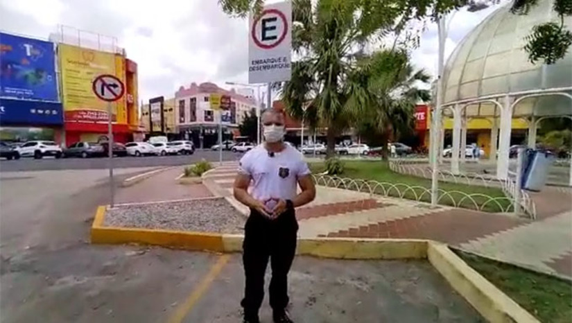 Imagem 1 -  Medida implementada no Centro da cidade há cerca de trinta dias, segundo o gerente executivo de mobilidade Luiz Correia, na Coluna Trânsito em Vida, tem como objetivo evitar acidentes e dá mais fluidez o trânsito no centro da cidade, que em dias de sábado fica intransitáveis