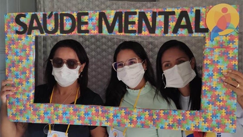 Imagem 1 -  O evento que teve como tema “A Política de Saúde Mental com direito: pela defesa do cuidado em liberdade, rumo a avanços e garantias dos serviços da atenção psicossocial no SUS”, aconteceu na Câmara Municipal e reuniu profissionais da área, que debateram algumas temáticas importantes, tendo o como palestrante o psiquiatra José Gilliano de Freitas, para o tema norteador acima em evidência.