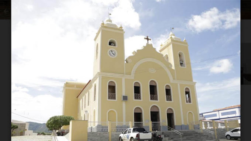 Imagem 1 - Construída em 1863 e elevada recentemente à condição de primeira basílica do Rio Grande do Norte igreja de Nossa Senhora da Guia é símbolo da devoção de fé dos seridoenses Imagem 1 - Construída em 1863 e elevada recentemente à condição de primeira basílica do Rio Grande do Norte igreja de Nossa Senhora da Guia é símbolo da devoção de fé dos seridoenses
