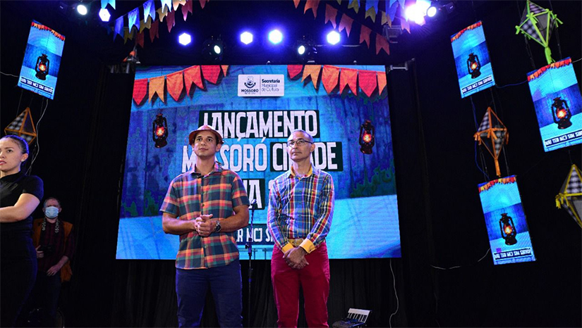 Imagem 1 -  De acordo com o prefeito, o Mossoró Cidade Junina é um evento do ponto de vista econômico muito importante e que meche com a economia da cidade como um todo, por isso, a necessidade de tratar também da segurança, que segundo ele, será prioridade no evento. Allyson pede que o governo de estado envie reforço para a Polícia Militar, Polícia Civil e Corpo de Bombeiros para auxiliar no efetivo da segurança durante os dias de festa do Mossoró Cidade Junina 2022.