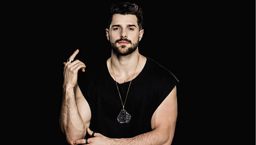 Imagem 1 -  Mossoró Cidade Junina 2022: Por que Alok tem tudo a ver com a festa? O DJ tem a versatilidade de adaptar seus trabalhos ao contexto do público. Isso significa que, se confirmado, surpresas virão. Você acha que ele pode compor a lista das grandes atrações do Mossoró Cidade Junina? Veja análise do jornalista @williamrobson