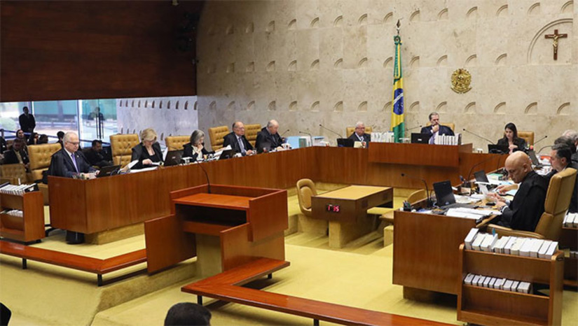 Imagem 1 - Proposta segue agora para ser aprovada ou não no Congresso Nacional. No caso de ser aprovada e sancionada, o impacto financeiro nos cofres públicos do País, pode ser superior a R$ 10 bilhões, considerando o efeito cascata somente com o salário dos magistrados das 3 instâncias no País Imagem 1 - Proposta segue agora para ser aprovada ou não no Congresso Nacional. No caso de ser aprovada e sancionada, o impacto financeiro nos cofres públicos do País, pode ser superior a R$ 10 bilhões, considerando o efeito cascata somente com o salário dos magistrados das 3 instâncias no País