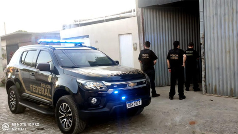 Imagem 1 -  Juízo da Oitava Vara Federal também determinou outras medidas para quatro suspeitos, além dos 7 com ordens de prisão. Segundo a PF apurou, a quadrilha contrabandeava os cigarros, guardava em galpões em Mossoró e vendia nas cidades vizinhas