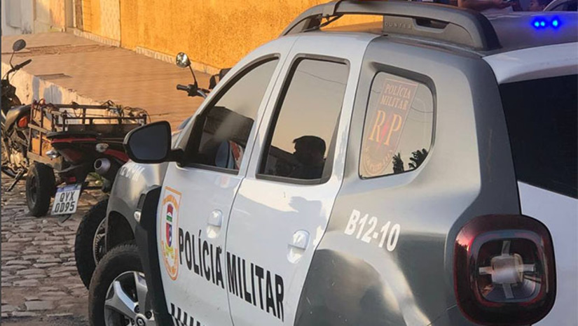 Imagem 1 -  Em Itajá, o registro policial aponta que a vítima é conhecida por Sapo. Ele sofreu vários tiros e morreu no local. Em Porto do Mangue, as vítimas são Ranier Carlos, residente na cidade, e Luiz Fernando, de Recife. Já em Apodi, a vítima é conhecida por Dedé de Lúcia Miranda, baleado e morto na Baixa do Caic. Os três casos serão investigados pela Polícia Civil