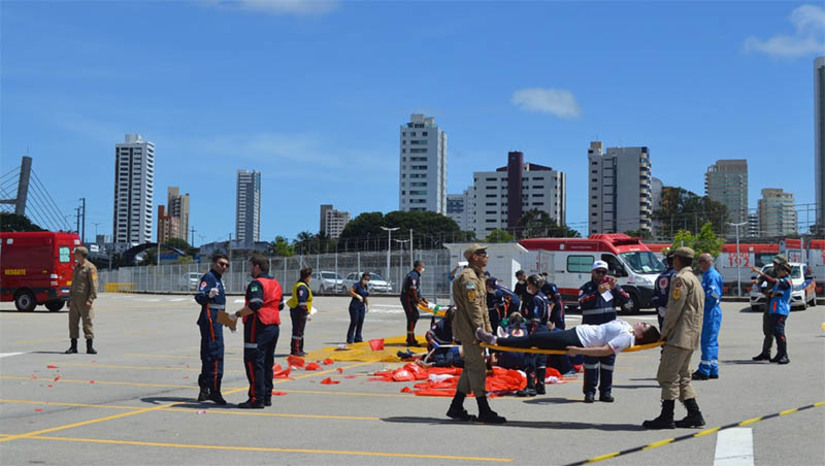 Imagem 1 - Simulação de cena da capacitação reúne mais de 200 profissionais de saúde e de segurança do RN. Imagem 1 - Simulação de cena da capacitação reúne mais de 200 profissionais de saúde e de segurança do RN.