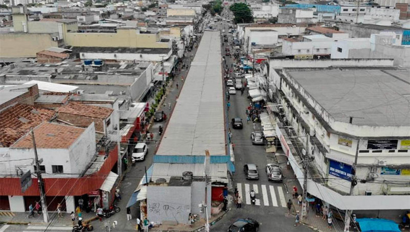 Imagem 1 - Vendas no Rio Grande do Norte atingem volume de R$ 13,7 bilhões em outubro. O montante faturado por todos os segmentos é 11% maior que o registrado no mesmo mês do ano passado, quando o total de vendas contabilizou algo perto de R$ 11,8 bilhões. Esse crescimento foi puxado principalmente pelas empresas ligadas ao comércio varejista, que faturou cifras totais da ordem de 3,2 bilhões no mês passado. Os dados são da Secretaria Estadual de Tributação (SET-RN), que monitora mensalmente o desempenho das principais atividades econômicas e publica os resultados no Boletim Mensal da Receita Estadual. Imagem 1 - Vendas no Rio Grande do Norte atingem volume de R$ 13,7 bilhões em outubro. O montante faturado por todos os segmentos é 11% maior que o registrado no mesmo mês do ano passado, quando o total de vendas contabilizou algo perto de R$ 11,8 bilhões. Esse crescimento foi puxado principalmente pelas empresas ligadas ao comércio varejista, que faturou cifras totais da ordem de 3,2 bilhões no mês passado. Os dados são da Secretaria Estadual de Tributação (SET-RN), que monitora mensalmente o desempenho das principais atividades econômicas e publica os resultados no Boletim Mensal da Receita Estadual.