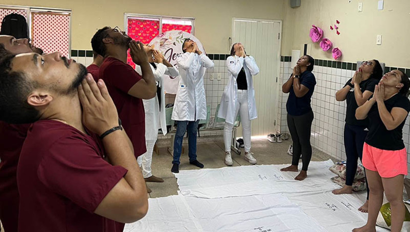 Imagem 1 -  Universidade Potiguar recebe Selo de Instituição Socialmente Responsável.. A campanha é uma iniciativa já tradicional no país e é organizada pela Associação Brasileira de Mantenedoras de Ensino Superior (ABMES). O selo tem validade de um ano e desde 2005, com poucas exceções, a UnP recebe o reconhecimento. Só este ano, mais de 1.600 pessoas foram atendidas pelas ações promovidas pela instituição.