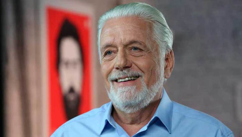 Imagem 1 -  [COLUNA ESPLANADA] O senador Jaques Wagner foi a principal voz a defender a antecipação do anúncio de ministros. Um dos poucos petistas a quem Lula da Silva dá ouvidos, o baiano insistia nos últimos dias que esperar a diplomação poderia trazer prejuízo irreversível à PEC e à pacificação das Forças Armadas. O Barba o ouviu e soltou quatro nomes, já notórios. Agora, quer anunciar o restante em bloco. Cresce entre os petistas o nome de Wagner como um dos principais cargos do futuro ministério do Governo. Ele pode aparecer como um conselheiro especial dentro do Palácio do Planalto. Aquele vizinho de porta que Lula vai ouvir para decisões difíceis, e com quem vai tomar café diariamente.