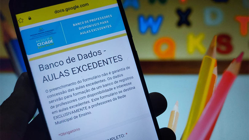 Imagem 1 -  A Secretaria Municipal de Educação também disponibiliza um cadastro para a formação de banco virtual de candidatos a estagiários para atuarem como auxiliares em turmas que possuem alunos com deficiência.