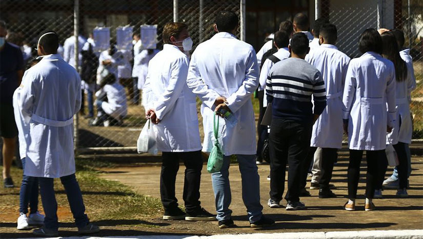 Imagem 1 -  Aplicado desde 2011, o Revalida tem por objetivo subsidiar a revalidação, no Brasil, do diploma de graduação em medicina expedido no exterior.