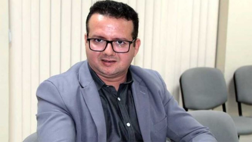 Imagem 1 -  Por 8 votos a 1, Câmara dos Vereadores cassa mandato do prefeito de Porto do Mangue. Sael foi afastado da chefia do Executivo municipal em junho de 2021, há mais de um ano, após a Operação Terceiro Mandamento, deflagrada pelo Ministério Público do RN, que apurava fraudes em contratos da prefeitura. Assumiu novamente em 11 de outubro de 2022, após nova decisão judicia. Na sessão desta quinta-feira (26), por oito votos a um, a Câmara dos Vereadores de Porto do Mangue cassou na o mandato do prefeito Sael Melo (MDB). O vice prefeito Francisco Antônio Faustino (PROS), já foi empossado e permanece no cargo até o final do mandato.