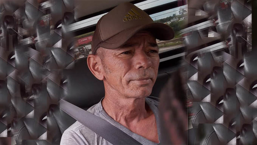 Imagem 1 - Seu Dida embarcou no ônibus da empresa Contijo, em Bragança Paulista/SP, sexta-feira, dia 3, às 14 horas, e deveria ter chegado à Mossoró no final da tarde domingo, 5. Entretanto, o ônibus chegou quase meia noite e Seu Dida não foi encontrado desde então. Suas filhas, Angélica e Adriana estão desesperada procurado pelo pai de 52 anos. Quem tiver informações, pode passar número 84 9 9680-1088 (Angelica Jaqueline, de Juremal) Imagem 1 - Seu Dida embarcou no ônibus da empresa Contijo, em Bragança Paulista/SP, sexta-feira, dia 3, às 14 horas, e deveria ter chegado à Mossoró no final da tarde domingo, 5. Entretanto, o ônibus chegou quase meia noite e Seu Dida não foi encontrado desde então. Suas filhas, Angélica e Adriana estão desesperada procurado pelo pai de 52 anos. Quem tiver informações, pode passar número 84 9 9680-1088 (Angelica Jaqueline, de Juremal)