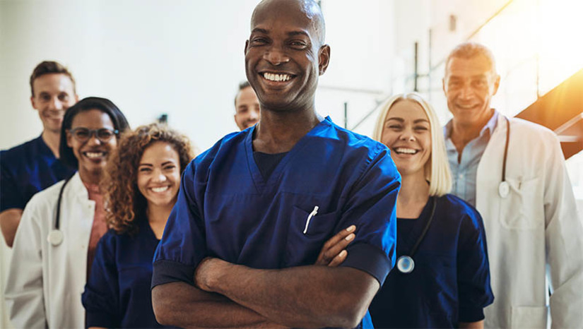 Imagem 1 -  IDOMED e HAPVIDA NotreDame Intermédica ampliam programa de Fellowship médico. Programa será oferecido em clínicas e hospitais da Hapvida NotreDame Intermédica também nas cidades de Recife (PE) e Ribeirão Preto (SP). O Fellowship é fruto de uma parceria com o Instituto de Educação Médica, do grupo de ensino YDUQS. Inédito no mercado de saúde, o programa é pautado no padrão ouro da formação médica no que tange à carga horária e ao conteúdo programático, e ainda proporciona aos participantes aprendizados sobre gestão e liderança no mercado de saúde. As inscrições para o curso já estão abertas, podendo ser realizadas pela página Fellowship IDOMED (econrio.com.br).  