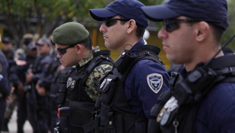Imagem 1 - Vereador propõe usar emendas para pagamento de diárias operacionais da Guarda Municipal. O projeto de lei foi protocolado nesta terça (21), pelo vereador Lucas das Malhas. Segundo o projeto, os recursos podem ser alocados para pagamento de diárias operacionais, custeio e aparelhamento da Guarda Civil Municipal e da segurança pública, mantida pelo Município, em virtude do atual cenário da segurança em Mossoró e em todo o estado. O projeto tramita na Câmara Municipal. O vereador solicitou votação em regime de urgência. Imagem 1 - Vereador propõe usar emendas para pagamento de diárias operacionais da Guarda Municipal. O projeto de lei foi protocolado nesta terça (21), pelo vereador Lucas das Malhas. Segundo o projeto, os recursos podem ser alocados para pagamento de diárias operacionais, custeio e aparelhamento da Guarda Civil Municipal e da segurança pública, mantida pelo Município, em virtude do atual cenário da segurança em Mossoró e em todo o estado. O projeto tramita na Câmara Municipal. O vereador solicitou votação em regime de urgência.