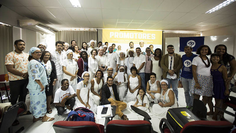 Imagem 1 - Isolda Dantas preside Frente Parlamentar Mista em Defesa dos Povos e Comunidades Tradicionais do RN. A Frente Parlamentar será lançada nesta terça-feira (04), às 16h, no Memorial Câmara Cascudo, na Cidade Alta, zona leste de Natal. O grupo, que será presidido, mais uma vez, pela deputada estadual Isolda Dantas, defenderá pautas de interesse dos povos originários e tradicionais no Rio Grande do Norte. De maneira articulada com a sociedade civil organizada e com outros atores interessados na mesma agenda, a Frente, que promoverá debate técnico e político, se renova com a perspectiva de aprofundamento da discussão sobre os direitos dos povos e comunidades tradicionais do Estado Imagem 1 - Isolda Dantas preside Frente Parlamentar Mista em Defesa dos Povos e Comunidades Tradicionais do RN. A Frente Parlamentar será lançada nesta terça-feira (04), às 16h, no Memorial Câmara Cascudo, na Cidade Alta, zona leste de Natal. O grupo, que será presidido, mais uma vez, pela deputada estadual Isolda Dantas, defenderá pautas de interesse dos povos originários e tradicionais no Rio Grande do Norte. De maneira articulada com a sociedade civil organizada e com outros atores interessados na mesma agenda, a Frente, que promoverá debate técnico e político, se renova com a perspectiva de aprofundamento da discussão sobre os direitos dos povos e comunidades tradicionais do Estado