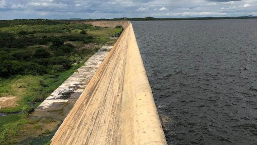 Imagem 1 -  Terceiro maior reservatório do RN, Barragem Umari está a 42 centímetros de sangrar. De acordo com o Relatório dos Volumes dos Principais Reservatórios do Estado, divulgado, nesta quinta-feira (06), pelo Governo do RN, o manancial, localizado no município de Upanema, está com 95,67% da sua capacidade total, que é de 292.813.650 m³. A última sangria registrada em Umari aconteceu no ano de 2009. 