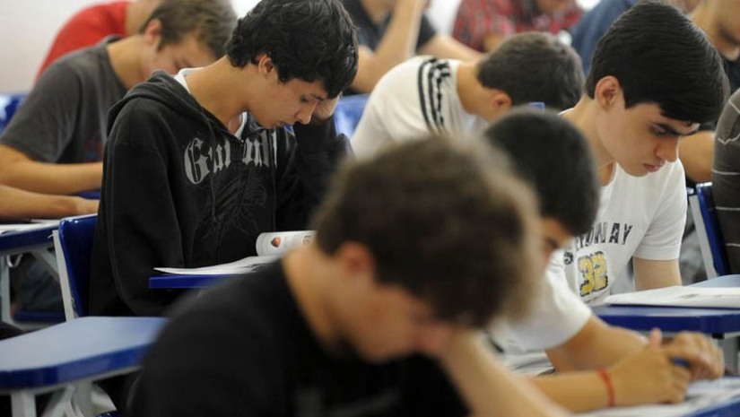 Imagem 1 -  Instituições públicas podem aderir ao 2º processo seletivo de 2023 do Sisu a partir do dia 22 de maio. O prazo de adesão irá até as 23h59 do dia 26 de maio. As instituições terão ainda um período para, caso seja necessário, retificar o documento de adesão. O prazo para essa retificação será de 29 de maio até as 23h59 do dia 9 de junho. O edital do Sisu que rege as inscrições dos candidatos e define o prazo para as inscrições será publicado posteriormente e o MEC divulgará amplamente todo o cronograma. A abertura do período de inscrições está prevista para a segunda quinzena de junho.