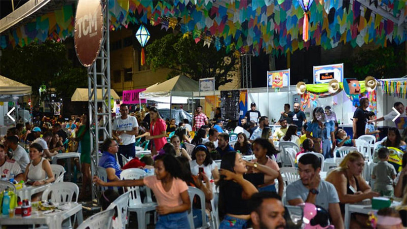 Imagem 1 - Confira a lista de vendedores habilitados trabalhar nos polos do MCJ 2023. A Secretaria Municipal de Infraestrutura, Meio Ambiente, Urbanismo e Serviços Urbanos (Seimurb) convoca os autorizatários para, nesta sexta-feira (19), receberem as autorizações para uso do espaço público durante as festividades. Os vendedores enquadrados na isenção da taxa de ocupação de espaço público receberão as autorizações para atuarem no evento. Os demais comerciantes receberão as guias para pagamento das taxas referentes ao espaço escolhido e, posteriormente, o documento autorizatário. Imagem 1 - Confira a lista de vendedores habilitados trabalhar nos polos do MCJ 2023. A Secretaria Municipal de Infraestrutura, Meio Ambiente, Urbanismo e Serviços Urbanos (Seimurb) convoca os autorizatários para, nesta sexta-feira (19), receberem as autorizações para uso do espaço público durante as festividades. Os vendedores enquadrados na isenção da taxa de ocupação de espaço público receberão as autorizações para atuarem no evento. Os demais comerciantes receberão as guias para pagamento das taxas referentes ao espaço escolhido e, posteriormente, o documento autorizatário.