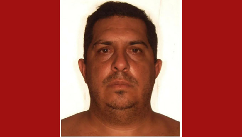 Imagem 1 - Apesar de ter sido alvo da operação “Além Mar”, da Polícia Federal do PE contra o tráfico internacional de drogas em 2020, e da Polícia Civil sábado (10) passado, em Pau dos Ferros-RN, quando foi preso em flagrante por pilotar helicóptero sem autorização e com GPS e transponder desligados, a Justiça do Rio Grande do Norte entendeu que André Luiz deveria responder pelos crimes em liberdade, deixando a aeronave apreendida no hangar do Centro Integrado de Operações Aéreas, em Natal. Imagem 1 - Apesar de ter sido alvo da operação “Além Mar”, da Polícia Federal do PE contra o tráfico internacional de drogas em 2020, e da Polícia Civil sábado (10) passado, em Pau dos Ferros-RN, quando foi preso em flagrante por pilotar helicóptero sem autorização e com GPS e transponder desligados, a Justiça do Rio Grande do Norte entendeu que André Luiz deveria responder pelos crimes em liberdade, deixando a aeronave apreendida no hangar do Centro Integrado de Operações Aéreas, em Natal.