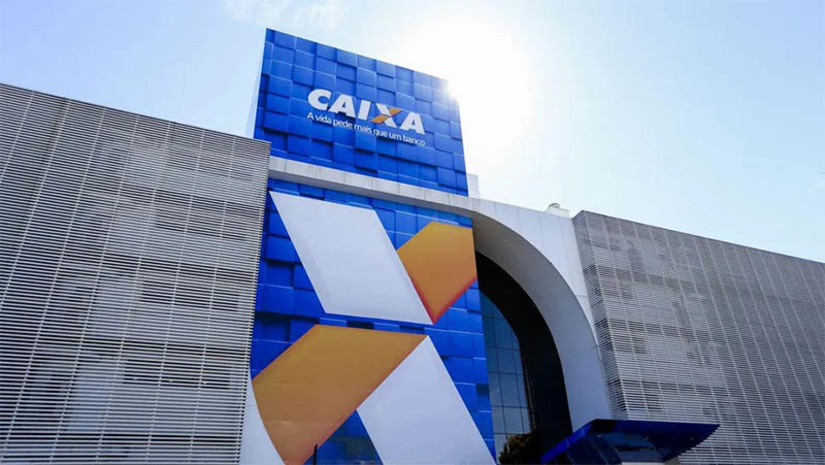 Imagem 1 - Caixa passará a cobrar PIX de empresas a partir de 19 de julho; medida não afeta outros clientes. Em nota, o banco informou que a medida é exclusivamente para clientes pessoa jurídica privada e que não haverá cobrança de tarifa Pix de seus clientes pessoa física, de microempreendedores individuais (MEI) e de beneficiários de programas sociais. Ainda segundo a Caixa, a prática já é realizada por outras instituições financeiras e autorizada pelo Arranjo Pix desde novembro de 2020, conforme Resolução BCB nº 30/2020. Imagem 1 - Caixa passará a cobrar PIX de empresas a partir de 19 de julho; medida não afeta outros clientes. Em nota, o banco informou que a medida é exclusivamente para clientes pessoa jurídica privada e que não haverá cobrança de tarifa Pix de seus clientes pessoa física, de microempreendedores individuais (MEI) e de beneficiários de programas sociais. Ainda segundo a Caixa, a prática já é realizada por outras instituições financeiras e autorizada pelo Arranjo Pix desde novembro de 2020, conforme Resolução BCB nº 30/2020.