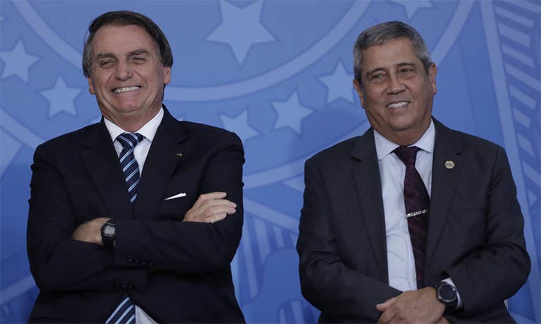 Imagem 1 - TSE retoma julgamento de ação que pode tornar Bolsonaro e Braga Netto inelegíveis. O TSE reservou três sessões para a análise do processo, nos dias 22, 27 e 29 deste mês. A sessão plenária poderá ser acompanhada ao vivo pelo canal do TSE no YouTube. Nesta quinta (29), a sessão foi iniciada com o voto do ministro Raul Araújo, e, em seguida, votam os ministros Floriano de Azevedo Marques, André Ramos Tavares, Cármen Lúcia (vice-presidente do TSE), Nunes Marques e, por último, Alexandre de Moraes, presidente do Tribunal. Imagem 1 - TSE retoma julgamento de ação que pode tornar Bolsonaro e Braga Netto inelegíveis. O TSE reservou três sessões para a análise do processo, nos dias 22, 27 e 29 deste mês. A sessão plenária poderá ser acompanhada ao vivo pelo canal do TSE no YouTube. Nesta quinta (29), a sessão foi iniciada com o voto do ministro Raul Araújo, e, em seguida, votam os ministros Floriano de Azevedo Marques, André Ramos Tavares, Cármen Lúcia (vice-presidente do TSE), Nunes Marques e, por último, Alexandre de Moraes, presidente do Tribunal.