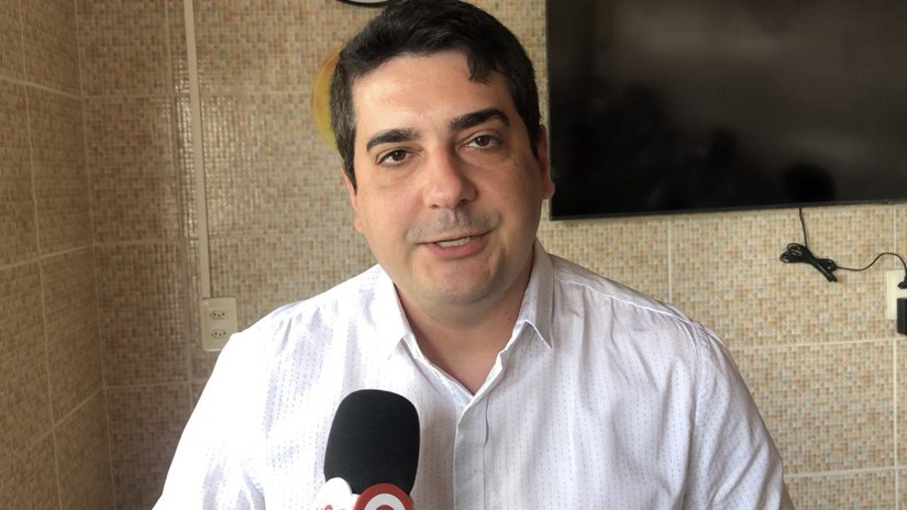 Imagem 1 - Prefeito convida para evento de motociclistas e EXPOAP, em Apodi. Neste final de semana, o município espera receber mais de 1.50 motociclistas e no próximo será realizado a II Exposição Agropecuária do Município. Em contato com a reportagem do MH, o prefeito Alan Silveira disse que para este final de semana, todos os hotéis e pousadas do município estão com reservas esgotadas, devido ao II Encontro de Motociclistas do Rio Grande do Norte, nos dias 14, 15 e 16. Imagem 1 - Prefeito convida para evento de motociclistas e EXPOAP, em Apodi. Neste final de semana, o município espera receber mais de 1.50 motociclistas e no próximo será realizado a II Exposição Agropecuária do Município. Em contato com a reportagem do MH, o prefeito Alan Silveira disse que para este final de semana, todos os hotéis e pousadas do município estão com reservas esgotadas, devido ao II Encontro de Motociclistas do Rio Grande do Norte, nos dias 14, 15 e 16.