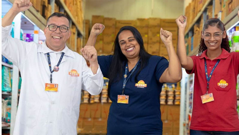Imagem 1 -  Assaí abre cadastro para seleção de trabalhadores para unidade que será inaugurada em Mossoró. A unidade tem previsão de abertura até o final de 2023. Os interessados em trabalhar no Assaí Mossoró devem se cadastrar exclusivamente no site do grupo, até o dia 10 de agosto. Para iniciar a participação no processo seletivo, é necessário ter em mãos RG, CPF, número de telefone e endereço de e-mail. Entre as vagas disponíveis estão Chefe de Seção, Auxiliar de Açougue, Açougueiro, Fiscal de Prevenção de Perdas, Repositor de mercadorias, Operador de Caixa, Empacotador e Vendedor de Cartão.       