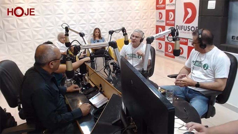 Imagem 1 - Associado ao projeto de carreira para o médico no serviço público, Marcos Lima e Manoel Nobre defende que se tenha estrutura mínima de diagnóstico nos pequenos municípios, para, assim, se ter mais médicos dispostos a atuar nas pequenas cidades, em especial na saúde preventiva da população mais carente. Imagem 1 - Associado ao projeto de carreira para o médico no serviço público, Marcos Lima e Manoel Nobre defende que se tenha estrutura mínima de diagnóstico nos pequenos municípios, para, assim, se ter mais médicos dispostos a atuar nas pequenas cidades, em especial na saúde preventiva da população mais carente.