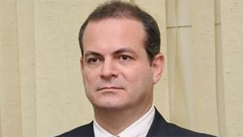 Imagem 1 - Colegiado inocenta Gustavo Rosado e outros 7 réus da Operação Anarriê. A decisão foi proferida e assinada pelas juízas Ana Cláudia Secundo da Luz e Lemos, Maria Nivalda Neco Torquato e Tatiana Socoloski Perazzo Paz de Melo no início da tarde desta sexta-feira (8). Além de Gustavo Rosado, Riomar Mendes, Clezia Barreto, Tacio Garcia, Fatima Gondim, Mayara Cavalcante, Kelly Tandrianny e Cleber Ferreira, foram acusados, em 2016, de desvio de dinheiro público do Mossoró Cidade Junina. Na decisão desta sexta, o colegiado acatou as alegações das defesas, afirmando que não havia provas suficientes para condenação de nenhum dos réus pelos crimes. Imagem 1 - Colegiado inocenta Gustavo Rosado e outros 7 réus da Operação Anarriê. A decisão foi proferida e assinada pelas juízas Ana Cláudia Secundo da Luz e Lemos, Maria Nivalda Neco Torquato e Tatiana Socoloski Perazzo Paz de Melo no início da tarde desta sexta-feira (8). Além de Gustavo Rosado, Riomar Mendes, Clezia Barreto, Tacio Garcia, Fatima Gondim, Mayara Cavalcante, Kelly Tandrianny e Cleber Ferreira, foram acusados, em 2016, de desvio de dinheiro público do Mossoró Cidade Junina. Na decisão desta sexta, o colegiado acatou as alegações das defesas, afirmando que não havia provas suficientes para condenação de nenhum dos réus pelos crimes.