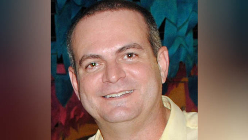 Imagem 1 -  “Sempre tive certeza que essa seria a decisão da justiça”, diz Gustavo Rosado sobre absolvição. O ex-secretário de cultura do município de Mossoró, juntamente com outras 7 pessoas, foi absolvido dos crimes de corrupção passiva, organização criminosa, fraude em licitação e peculato, no âmbito da Operação Anarriê, deflagrada pelo MPRN no ano de 2016. A operação apontava que os supostos crimes teriam sido cometidos em duas edições do MCJ. A decisão pela absolvição dos réus foi proferida por um colegiado formado por três juízas, na sexta-feira (8). “Muito feliz, porque nesses 7 anos, a minha palavra não poderia ser suficiente para provar a minha inocência. Agora, com o respaldo da justiça, estou dando a resposta que a sociedade mossoroense aguardava e merecia”, completou Gustavo Rosado.
