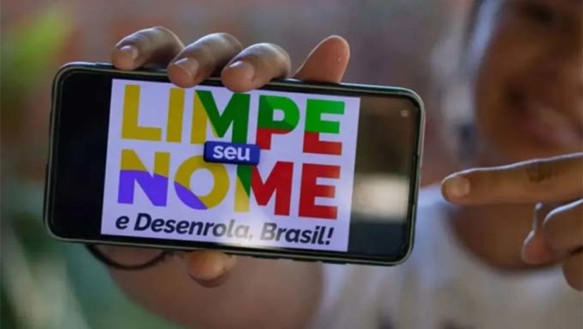 Imagem 1 -  Poderão participar desta etapa pessoas com renda de até 2 salários mínimos, ou que sejam inscritas no CadÚnico. Conta gov.br é gratuita e permite comprovar a identidade do cidadão. Desenrola Brasil é um projeto criado pelo Governo Federal para que cidadãos consigam renegociar suas dívidas. O programa foi anunciado em junho de 2023 pelo Ministério da Fazenda e prevê beneficiar cerca de 70 milhões de brasileiros endividados. 