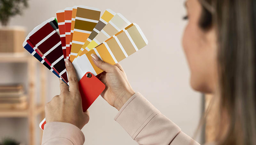 Imagem 1 -  Especialista abordará tendências do mercado de Coloração Pessoal para futuros profissionais. Com o intuito de apresentar o nicho àquelas pessoas que almejam ingressar nesse mercado, os cursos de Moda, Design e Arquitetura da Universidade Potiguar (UnP) Mossoró se reúnem em uma roda de conversa, no dia 9 de outubro, às 19h, com o tema “Coloração Pessoal: A Harmonia das Cores”. O encontro será guiado pela estrategista de imagem e posicionamento, Kaéllyssa Lacerda. As inscrições estão abertas e são gratuitas.