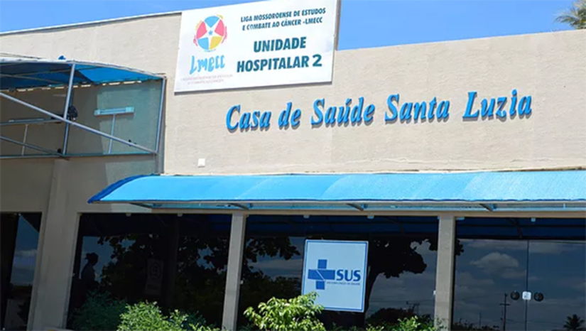 Imagem 1 -  Serão 30 mamografias por dia, destinado a mulheres com 40 anos ou mais. 200 delas pelo programa “Américas Amigas” para pessoas com qualquer cartão de benefício do Governo Federal e 400 pelo SUS, sendo necessário apenas RG, CPF e comprovante de residência para a realização do exame. Agendamentos também podem ser feitos através do contato (84) 9 87440308.