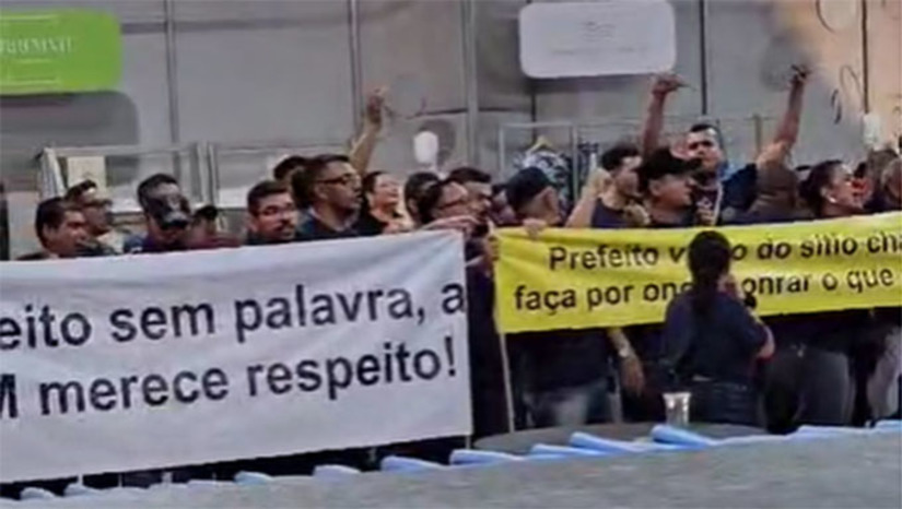 Imagem 1 -  "É lamentável que um grupo tenha tentado usar um ato oficial de um tradicional evento do Estado com fins que não se coadunam com a grandeza da Ficro, a maior feira multissetorial do Rio Grande do Norte, celebrando em 2023 a sua 35ª edição. Respeitamos o livre direito de manifestação, garantido pela Constituição Federal, mas há espaços, meios e formas para que essas manifestações ocorram, sem que seja necessário tumultuar o andamento de um evento que tem em sua história a consolidação de inúmeros negócios, movimentando a economia local, regional e estadual"