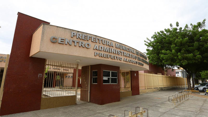Imagem 1 -  PMM e IFRN abrem inscrições para  curso de Eletricista em Sistema de Energias Renováveis. A capacitação faz parte do programa “Qualifica Mais Energife”. Estão sendo ofertadas 20 vagas, com carga horária de 200 horas. As inscrições vão até o dia 24 de novembro e as aulas começarão no dia 7 de dezembro. O curso terá duração de 60 dias, com aulas de segunda a sexta, das 19h às 22h. Os interessados precisam ter idade mínima de 18 anos, ter cursado o Ensino Fundamental, estar inscrito no Cadastro Único e residir em Mossoró; veja como se inscrever.