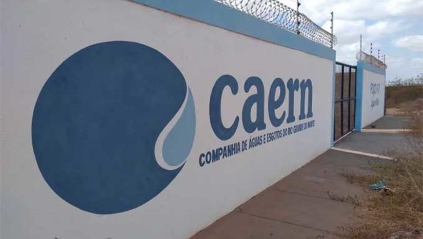Imagem 1 - Para a execução do serviço, será necessário suspender o abastecimento para os bairros Nova Mossoró, Distrito industrial, Estrada da Raíz (Loteamentos Jardins, Arizona, Isla Verde e Royal Ville Residense), Santa Delmira, Redenção e Conjunto Wilson Rosado. De acordo com a Companhia, a manutenção deve ser concluída nesta quinta-feira (7), quando o poço P-31 será religado. Após a reativação, o fornecimento de água é retomado de forma gradativa e normalizado num prazo de até 48 horas, obedecendo o cronograma de abastecimento. Imagem 1 - Para a execução do serviço, será necessário suspender o abastecimento para os bairros Nova Mossoró, Distrito industrial, Estrada da Raíz (Loteamentos Jardins, Arizona, Isla Verde e Royal Ville Residense), Santa Delmira, Redenção e Conjunto Wilson Rosado. De acordo com a Companhia, a manutenção deve ser concluída nesta quinta-feira (7), quando o poço P-31 será religado. Após a reativação, o fornecimento de água é retomado de forma gradativa e normalizado num prazo de até 48 horas, obedecendo o cronograma de abastecimento.