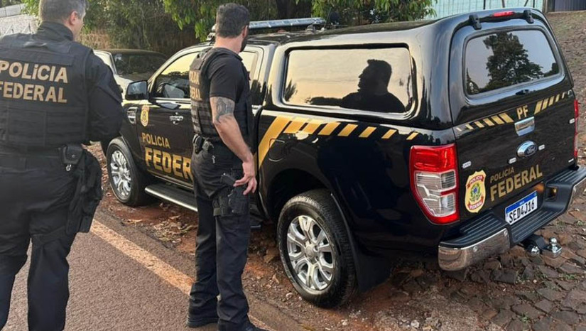 Imagem 1 - Investigação da FICCO Mossoró resulta em prisão de fugitivo da Justiça, na Paraíba. O homem foi preso nesta terça-feira (12), em um condomínio residencial no bairro de Valentina, na cidade de João Pessoa/PB. Ele é suspeito de integrar um grupo criminoso no Rio Grande do Norte e vinha sendo procurado pela justiça do estado de São Paulo, por não ter retornado à cadeia, após usufruir de uma saída temporária. Imagem 1 - Investigação da FICCO Mossoró resulta em prisão de fugitivo da Justiça, na Paraíba. O homem foi preso nesta terça-feira (12), em um condomínio residencial no bairro de Valentina, na cidade de João Pessoa/PB. Ele é suspeito de integrar um grupo criminoso no Rio Grande do Norte e vinha sendo procurado pela justiça do estado de São Paulo, por não ter retornado à cadeia, após usufruir de uma saída temporária.