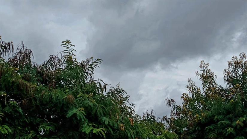 Imagem 1 -  Mossoró registra 30,7 mm chuva em 24h; precipitações devem se estender até o natal. As maiores precipitações foram registradas no período da manhã desta terça-feira (19). Professor de Ciências Naturais, Alciomar Lopes explica que o fenômeno chamado Vórtice Ciclone de Alta e a Zona de Convergência Intertropical (ZCIT) está provocando as recentes precipitações no Rio Grande do Norte, com maior incidência na regiões oeste central do estado. O professor também informou que muitas comunidades rurais de Mossoró registraram chuvas nas últimas 48 horas, principalmente Maísa, Jucuri, São João da Várzea, Lorena e Chafariz.