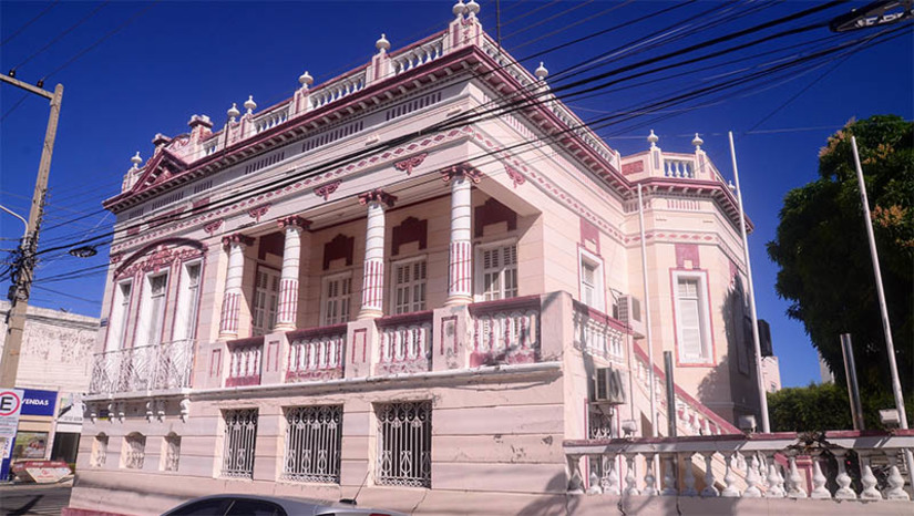 Imagem 1 - Confira o calendário de pagamento do IPTU 2024 de Mossoró.Além de divulgar o calendário, a Sefaz também definiu o desconto relacionado ao Programa Cidadão em Dia. Pelo quarto ano seguido, o município de Mossoró aplica o desconto de 25% para o contribuinte que realizar o pagamento do tributo em parcela única, que no próximo ano terá vencimento em 29 de fevereiro. Imagem 1 - Confira o calendário de pagamento do IPTU 2024 de Mossoró.Além de divulgar o calendário, a Sefaz também definiu o desconto relacionado ao Programa Cidadão em Dia. Pelo quarto ano seguido, o município de Mossoró aplica o desconto de 25% para o contribuinte que realizar o pagamento do tributo em parcela única, que no próximo ano terá vencimento em 29 de fevereiro.
