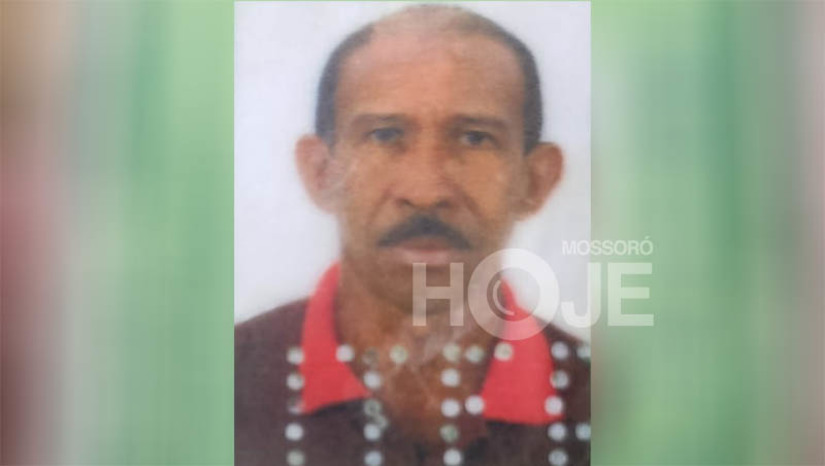 Imagem 1 - Pedreiro cai de andaime de obra e morre, no Alto de São Manoel. O caso aconteceu na tarde desta terça-feira (26), na Rua Chico Linhares, próximo à Farmácia do sinal da igreja. De acordo com informações da Polícia Militar, a vítima, identificada como Josafá Romão Rodrigues, de 59 anos, estava trabalhando, quando escorregou e caiu. O Itep já foi acionado ao local. Imagem 1 - Pedreiro cai de andaime de obra e morre, no Alto de São Manoel. O caso aconteceu na tarde desta terça-feira (26), na Rua Chico Linhares, próximo à Farmácia do sinal da igreja. De acordo com informações da Polícia Militar, a vítima, identificada como Josafá Romão Rodrigues, de 59 anos, estava trabalhando, quando escorregou e caiu. O Itep já foi acionado ao local.
