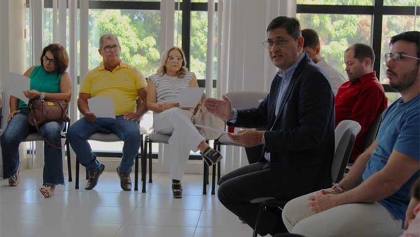 Imagem 1 -  Diferentemente dos últimos anos, a partir de 2024 os vencimentos passarão a ser depositados nas contas de todo o funcionalismo no dia 30 de cada mês. No entanto, no decorrer do ano, haverá uma regra de transição para os servidores civis e militares da Segurança Pública, ativos e inativos, e servidores que recebem até R$ 4 mil (bruto).